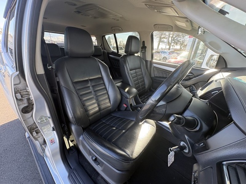 2017 Isuzu MU-X