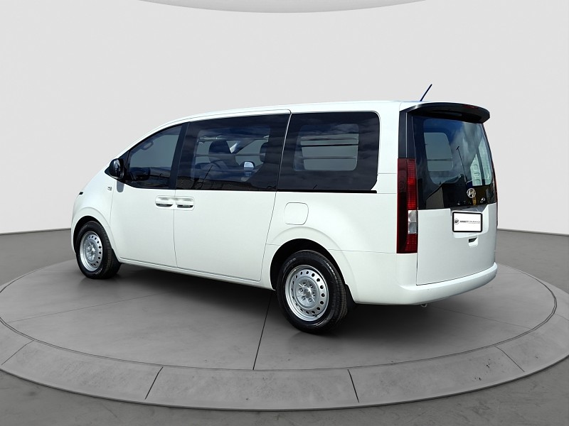 2026 Hyundai Staria