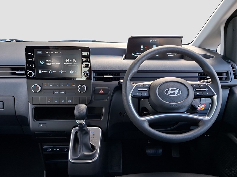 2026 Hyundai Staria