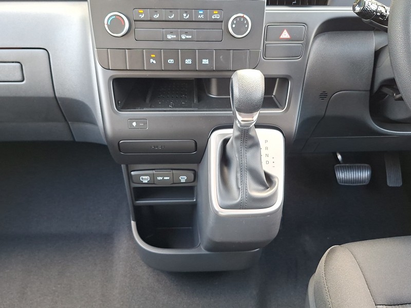 2026 Hyundai Staria