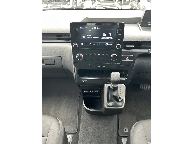 2022 Hyundai Staria Load