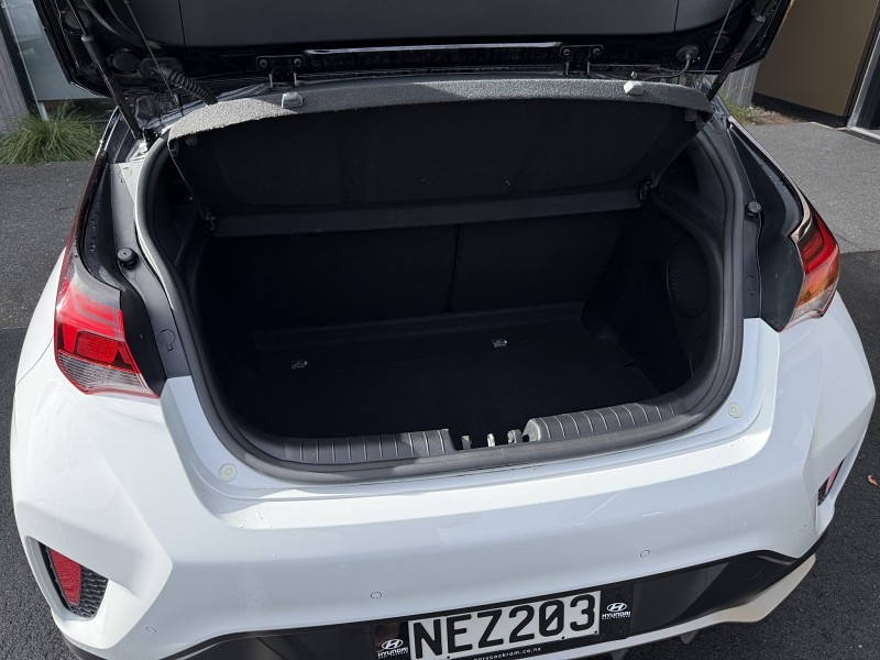 2021 Hyundai Veloster