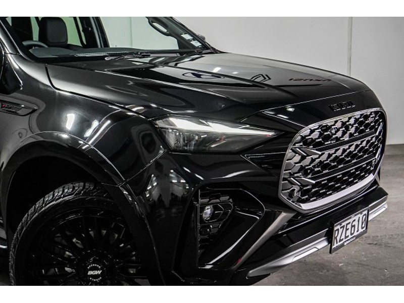 2026 Isuzu MU-X