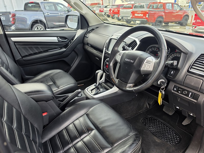 2017 Isuzu MU-X