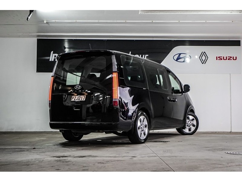 2023 Hyundai Staria
