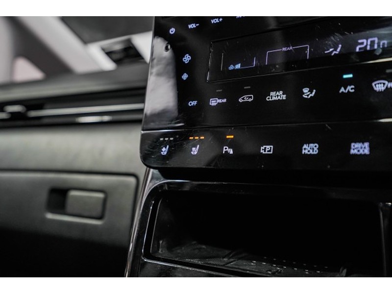 2023 Hyundai Staria