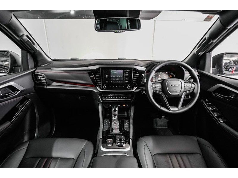 2026 Isuzu MU-X