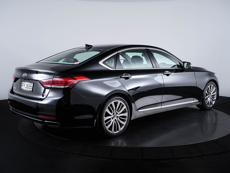 2017 Hyundai Genesis