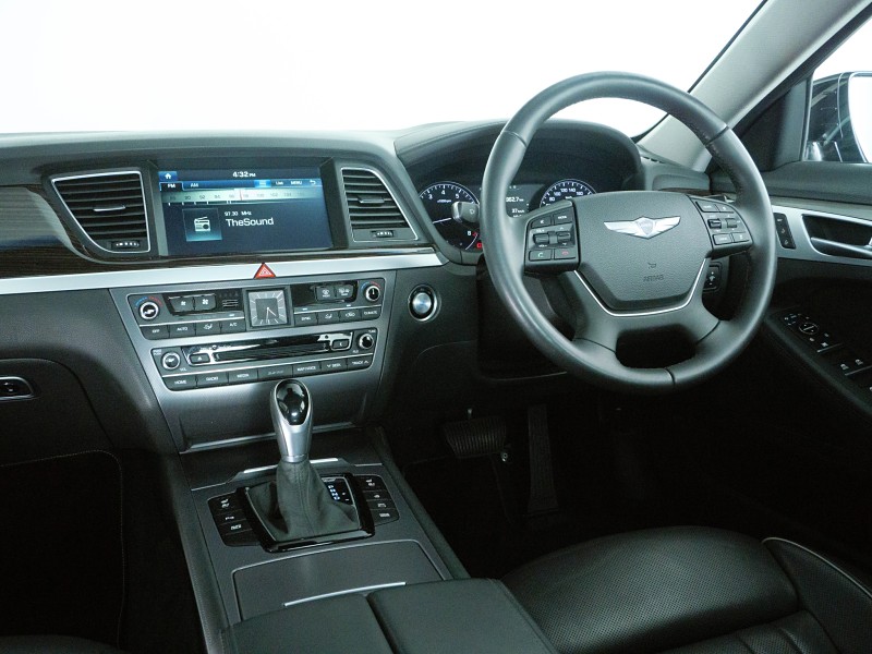 2017 Hyundai Genesis