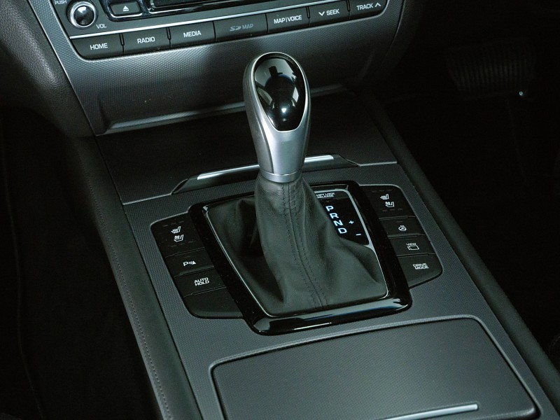2017 Hyundai Genesis