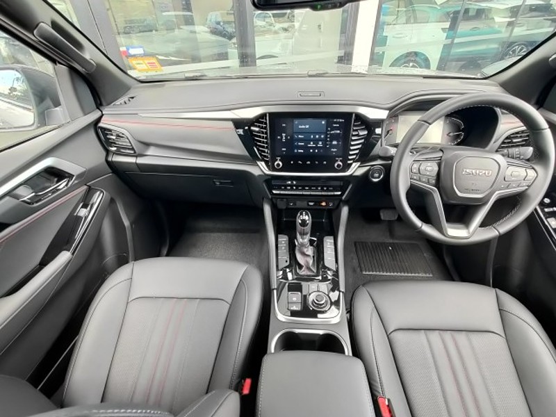 2026 Isuzu MU-X