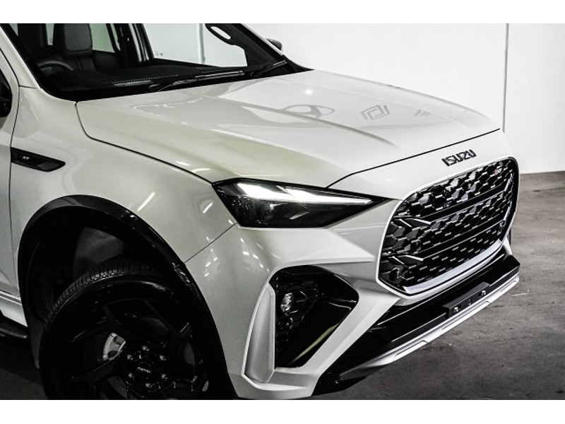 2026 Isuzu MU-X
