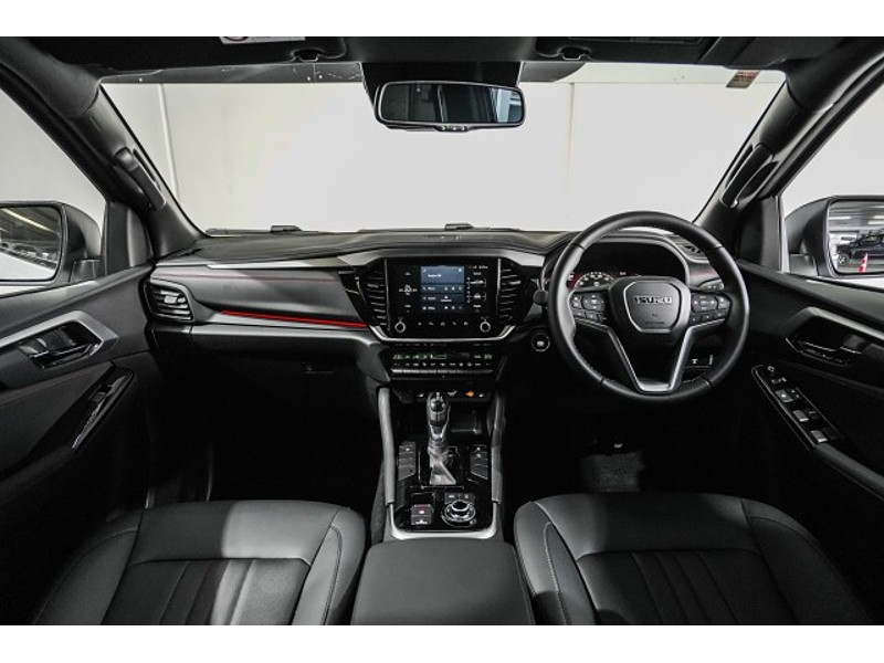 2026 Isuzu MU-X