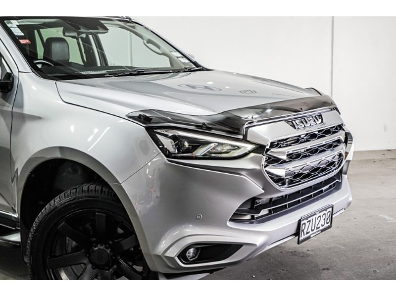 2022 Isuzu MU-X