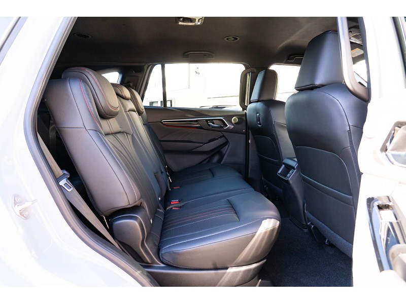 2026 Isuzu MU-X