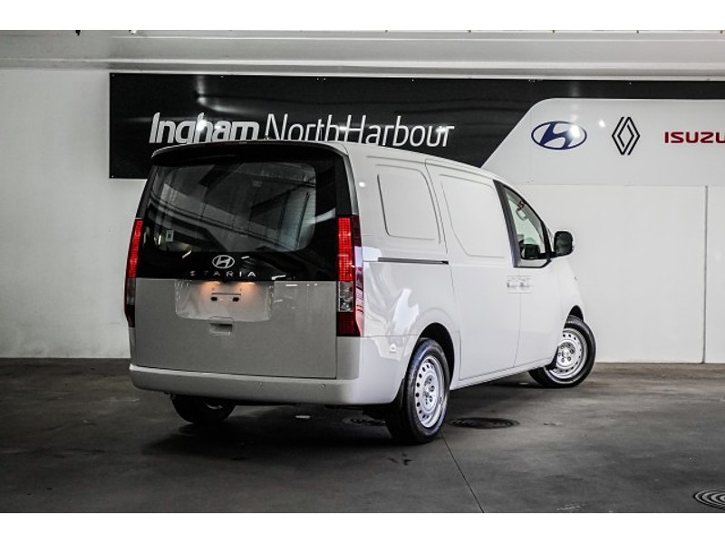 2026 Hyundai Staria Load