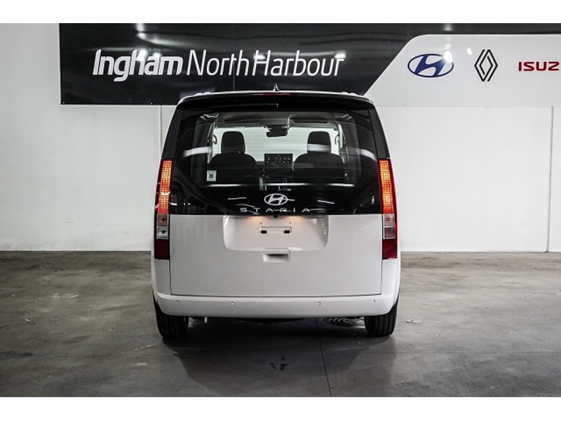 2026 Hyundai Staria Load
