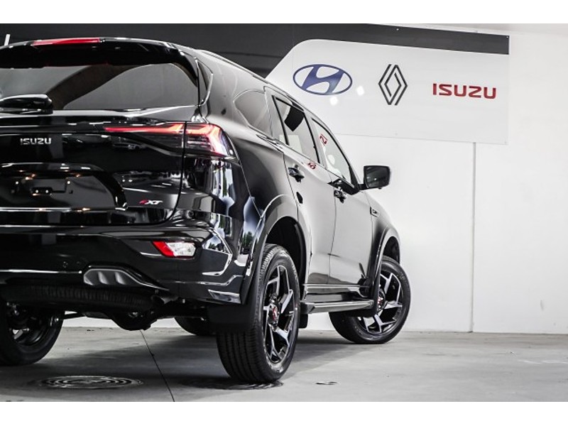 2026 Isuzu MU-X
