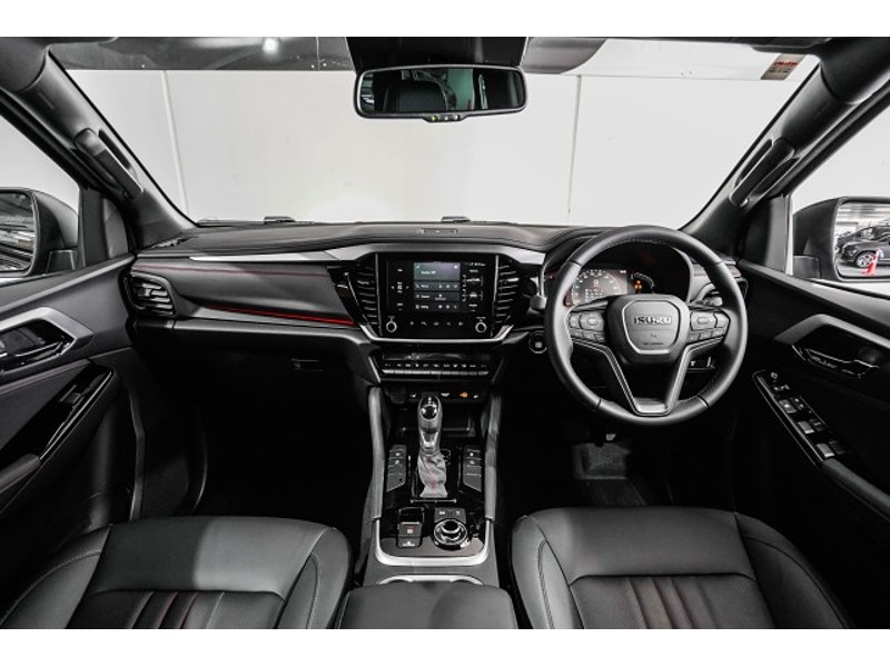 2026 Isuzu MU-X