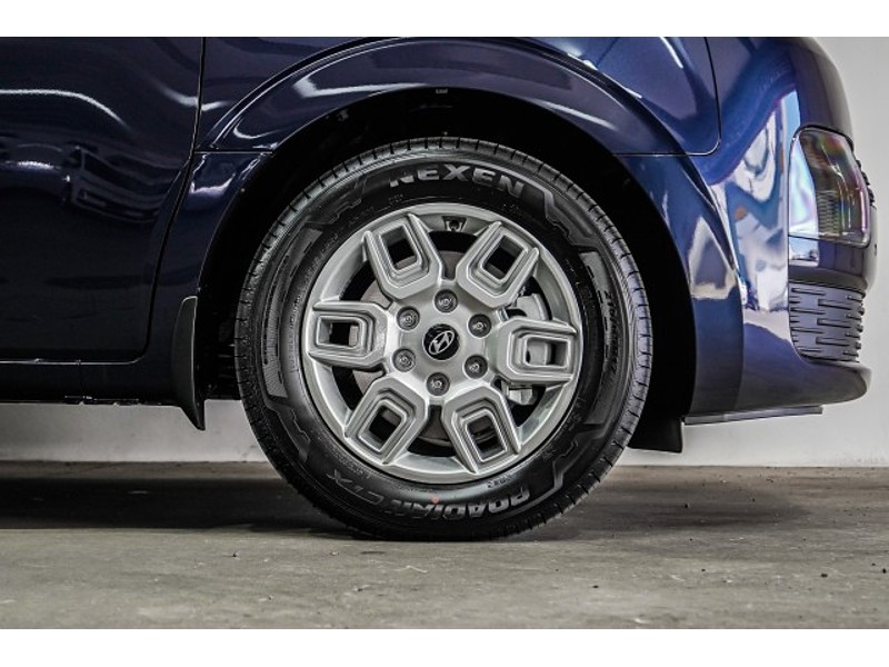 2026 Hyundai Staria