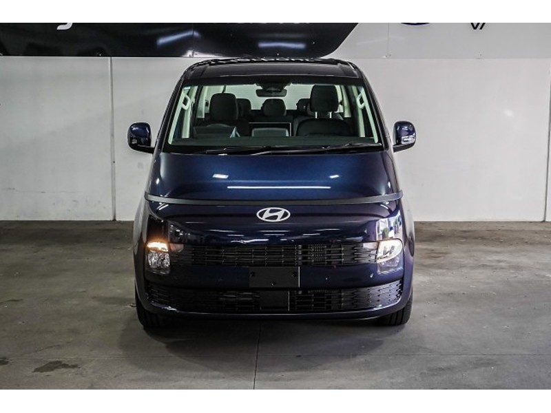 2026 Hyundai Staria