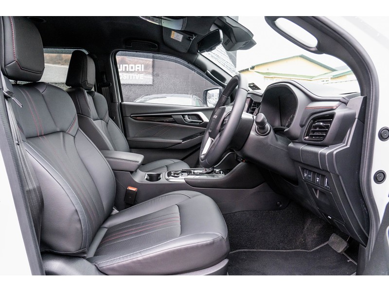 2026 Isuzu MU-X