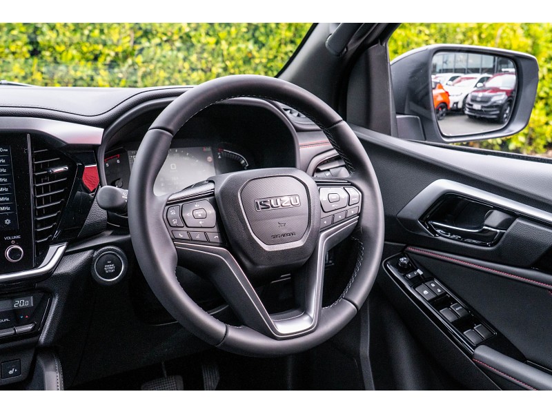 2026 Isuzu MU-X