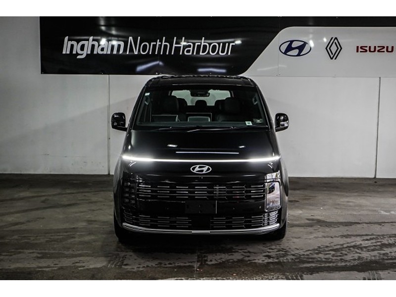 2026 Hyundai Staria