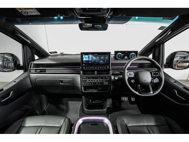 2026 Hyundai Staria