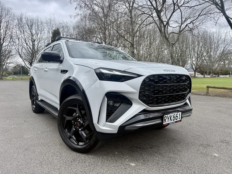 2026 Isuzu MU-X