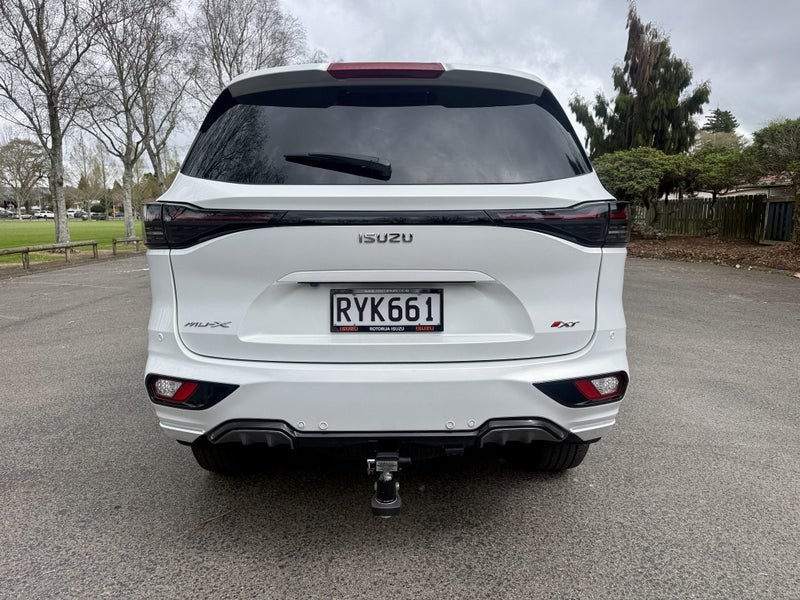 2026 Isuzu MU-X