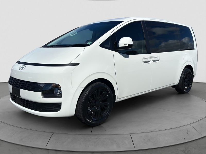 2026 Hyundai Staria