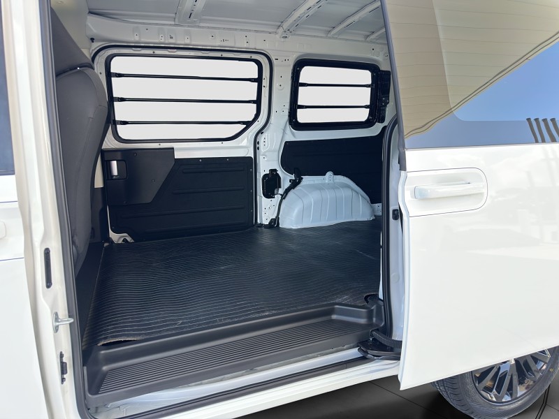 2026 Hyundai Staria