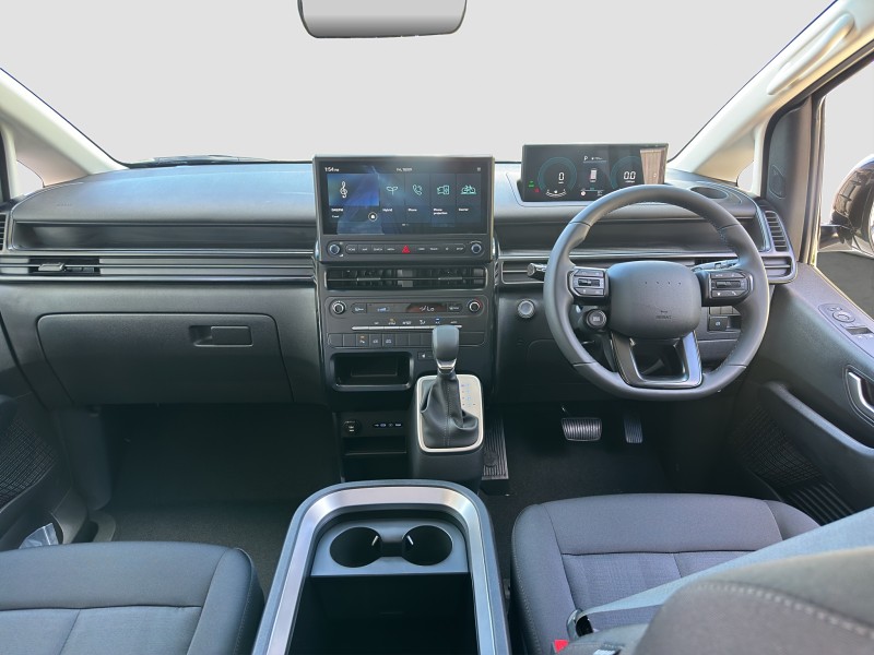 2026 Hyundai Staria