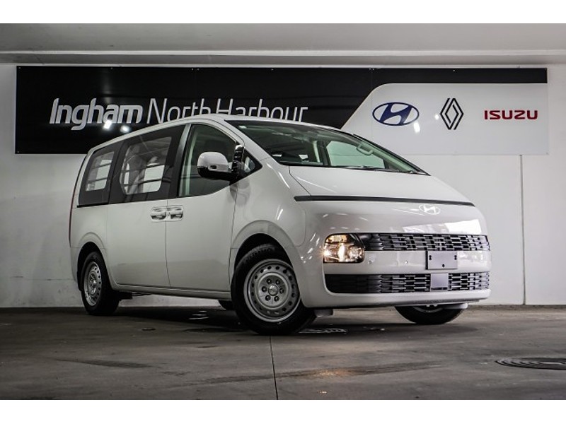 2026 Hyundai Staria Load