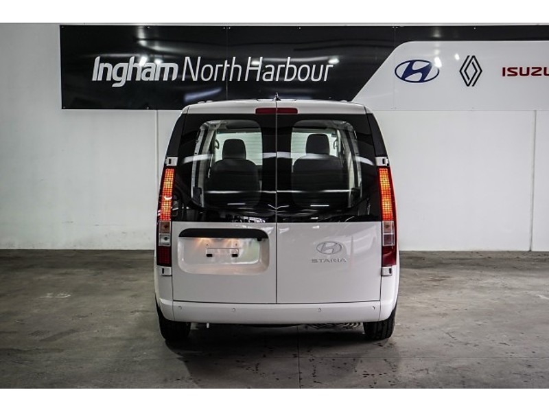 2026 Hyundai Staria Load