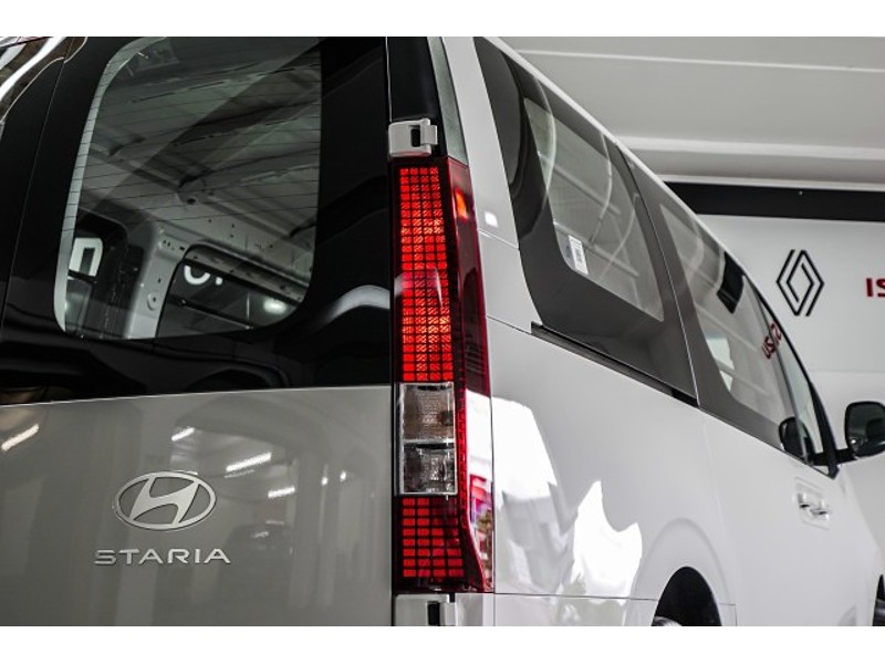 2026 Hyundai Staria Load
