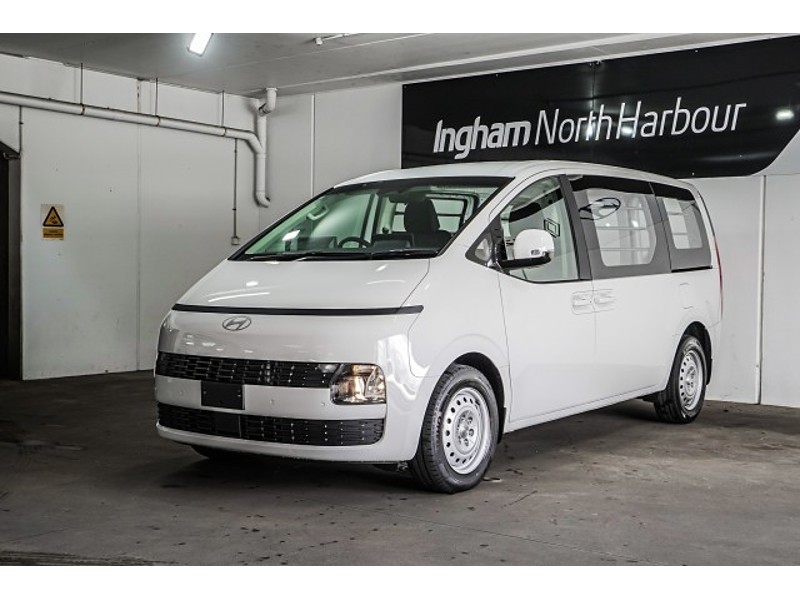 2026 Hyundai Staria Load