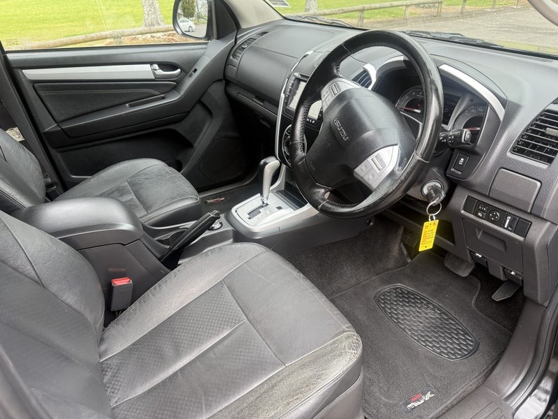 2016 Isuzu MU-X
