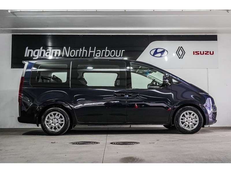 2022 Hyundai Staria