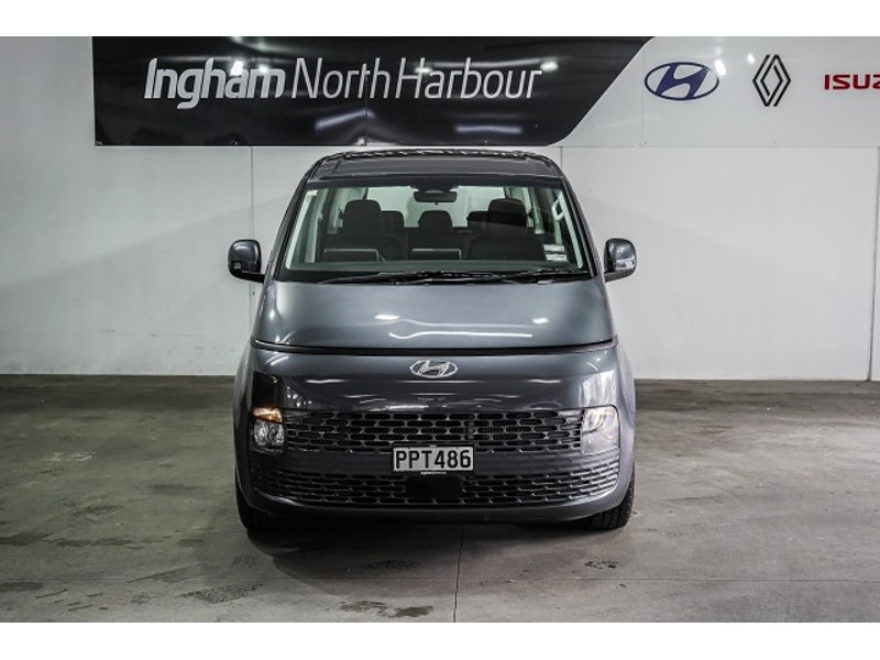2022 Hyundai Staria