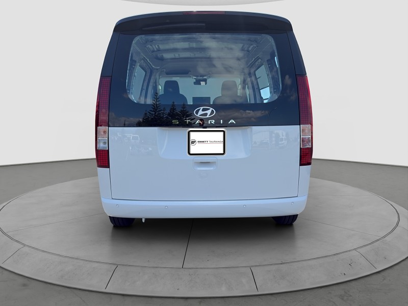 2026 Hyundai Staria