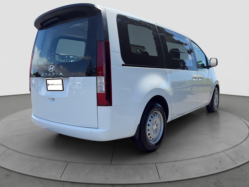 2026 Hyundai Staria
