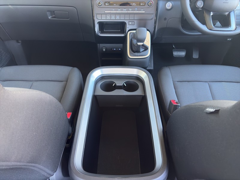 2026 Hyundai Staria