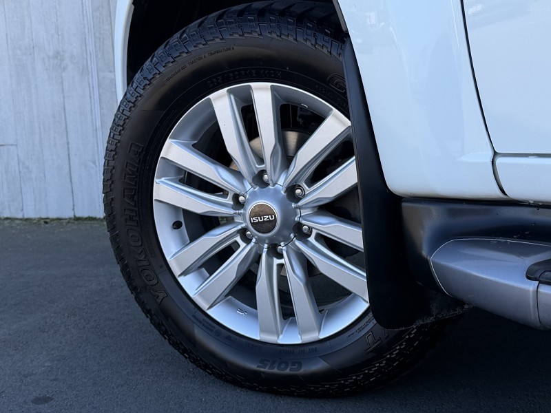 2018 Isuzu MU-X