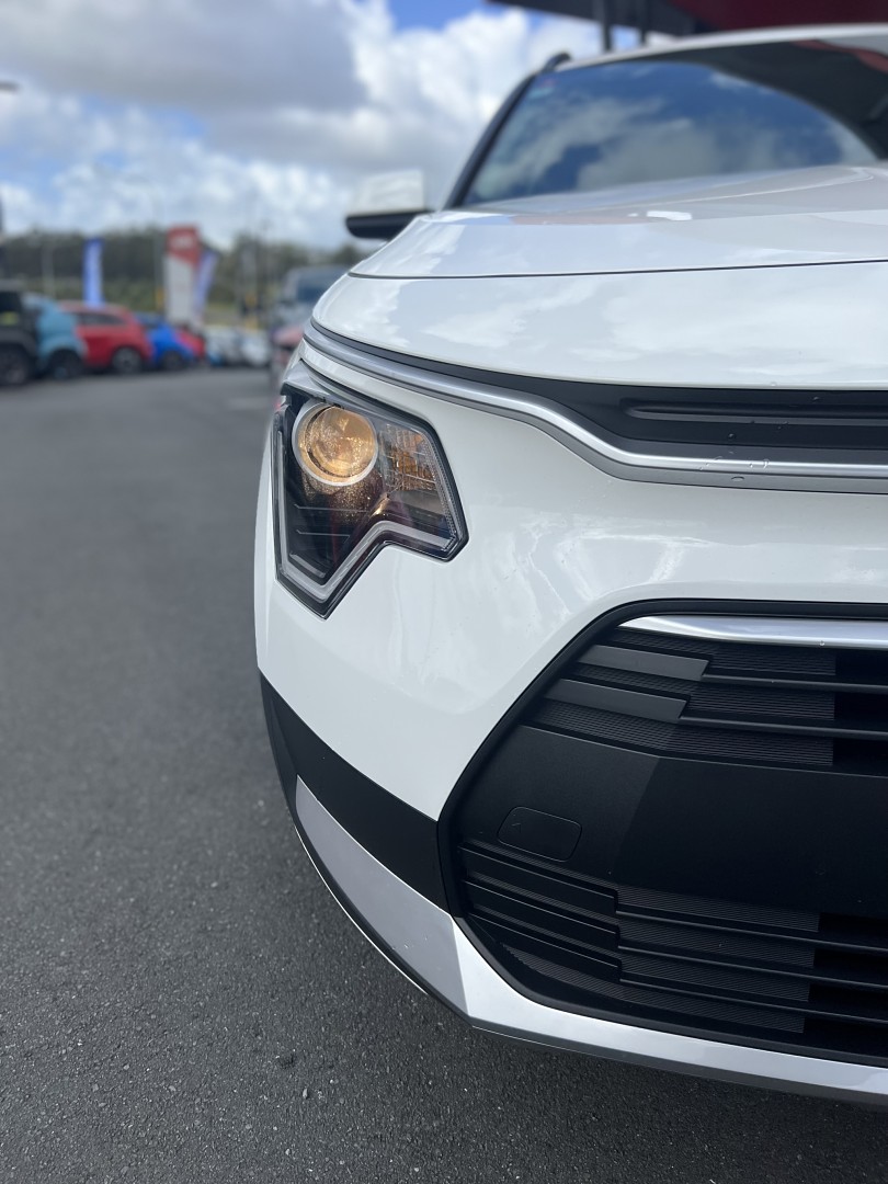 2023 Kia Niro 4
