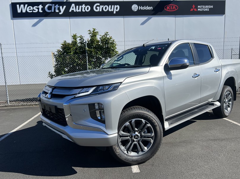 2023 Mitsubishi Triton 2