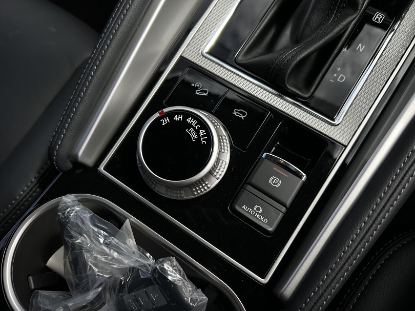 2023 Mitsubishi Pajero Sport 18