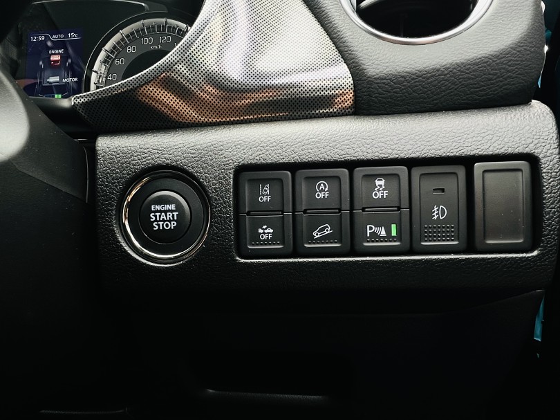 2023 Suzuki Vitara 18