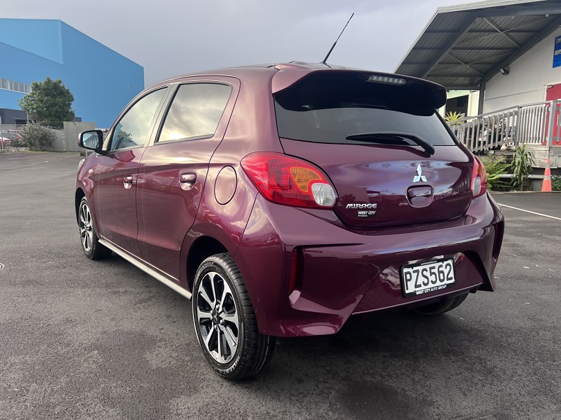2023 Mitsubishi Mirage 4